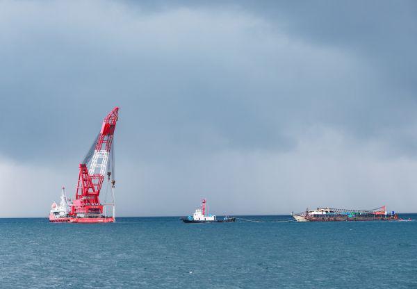 泰国调查“凤凰”号沉船 泰官员：将恢复中国游客信心