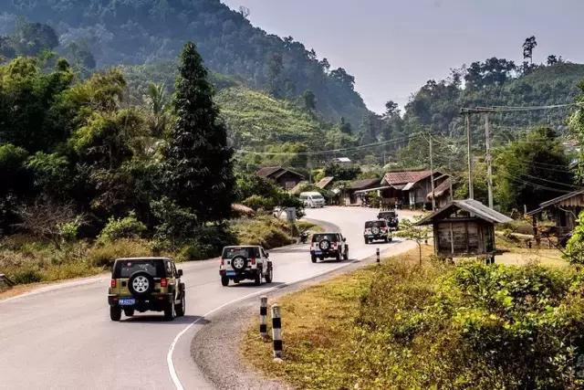 昆明-磨憨-老挝，春节最火的跨境自驾旅行路线，一路美到哭！