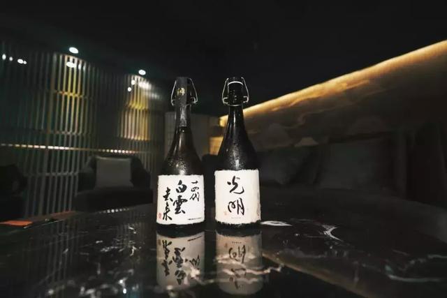 这家清酒吧不仅有深圳最全的日本酒，还有“深圳最美女老板”