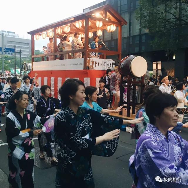 浴衣、祭典和烟花，与日本有关的夏日