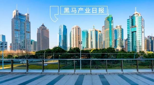 华夏幸福计划在新加坡裁员60人；海航地产更名海航临空；宝能30亿成立新能源科技公司