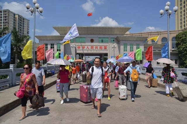 头条｜构建现代综合交通运输体系，推动广西全域旅游快速发展