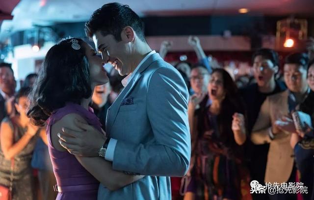 《摘金奇缘》：全亚裔版好莱坞当代灰姑娘