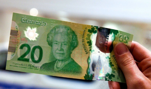 50元新纸币让人惊喜，更让人期待的是未来的塑料钞票