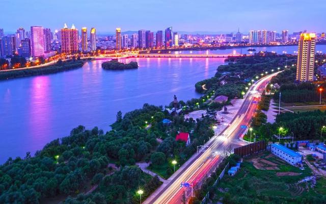 新华社再次聚焦蒙阴！把果品卖到10多个国家的村支书火了