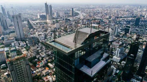 泰国最高观景台和天台酒吧在曼谷开放，将成旅游新地标