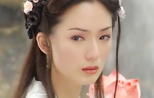 新加坡三美：范文芳情路顺遂，郭妃丽嫁富商，她性格刚强当断则断