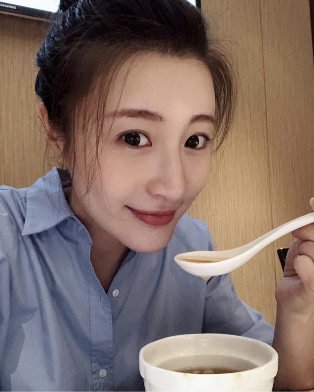 暂停拍剧努力造人 前TVB花旦如今在美国晒好吃的中餐馆
