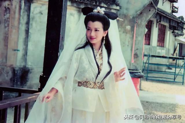 中国十大冻龄女神，你猜有没有打针呢