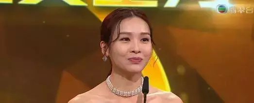 TVB万千星辉颁奖礼完全获奖名单 萧正楠现场公布婚讯