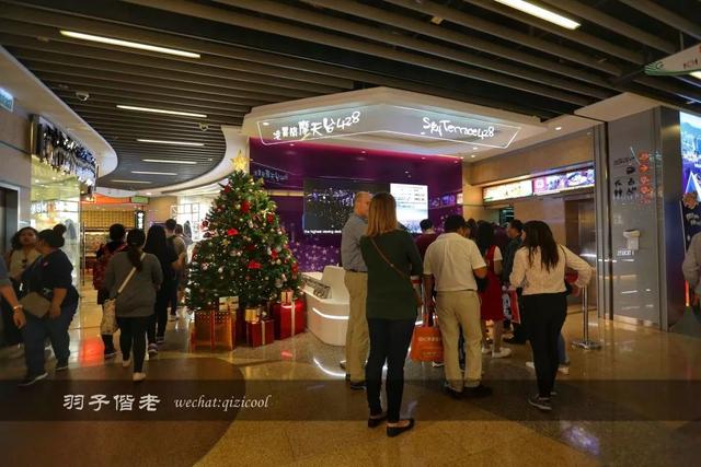 打卡港珠澳大桥，邂逅香港全新光之艺术盛宴