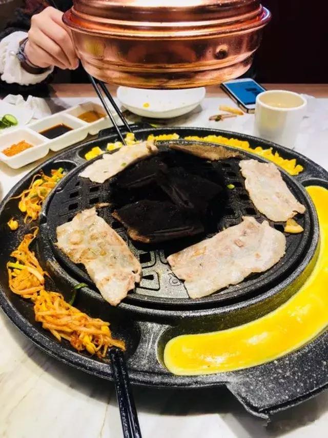 果真如传说那般好吃？2018上海45家网红美食店大盘点