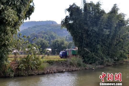 中缅边境“油老鼠”猖獗 警方重拳打击“鼠患”