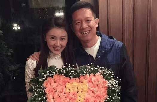 贾跃亭“自自绝于中华”，甘薇该怎么办？