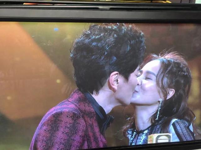 2018TVB视帝视后诞生，恭喜马德钟、李佳芯！