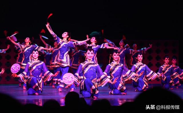 山西舞剧《一把酸枣》千场纪念演出在深圳举行