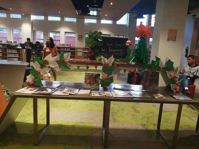 「生活-看新加坡」新加坡社区图书馆，内部静音不敢拍视频