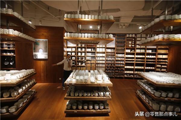 MUJI世界旗舰店落子南京新街口 助力东方福来德2周年庆再飞跃