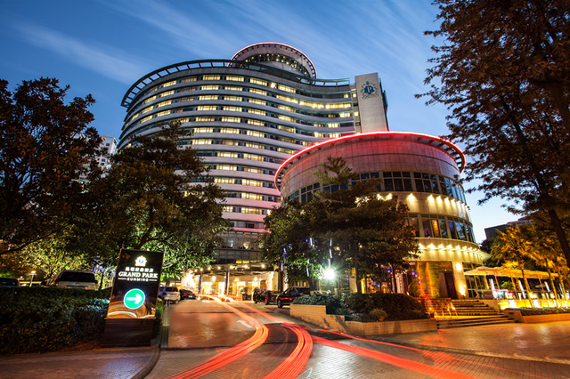 改革开放40周年·2018云南经济推动力品牌评选——昆明君乐酒店