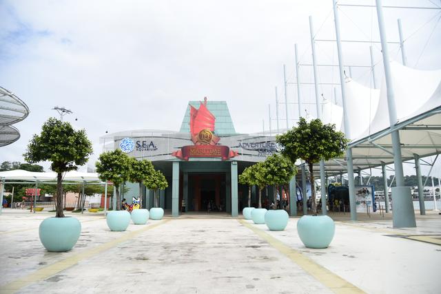 新加坡圣淘沙不仅有环球影城，还有世界最大的海洋馆，不容错过