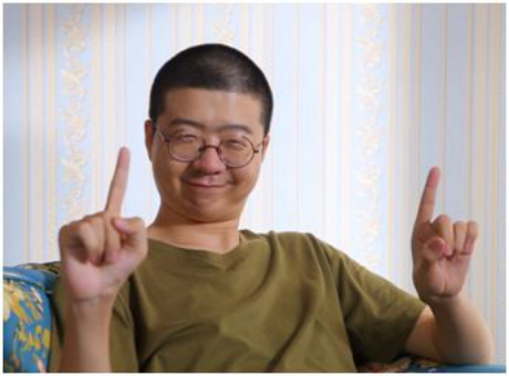 《天天向上》请来香港四大才子的蔡澜，年轻照莫名撞脸李诞！
