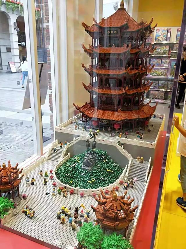 火遍亚洲15年、适合全家一起high的乐高世界遗产展，来上海啦~