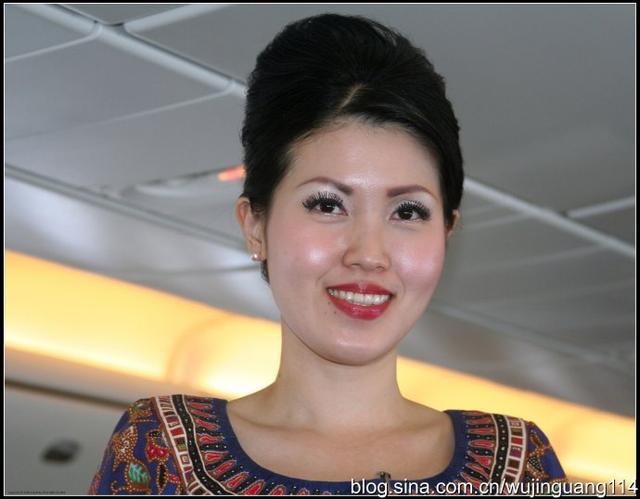 实拍：新加坡不同种族的靓丽MM