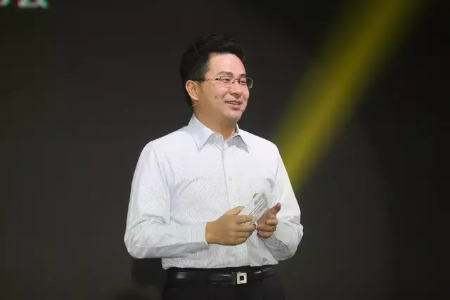 金立确定破产重整；华为5G新品发布