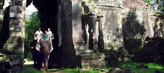 柬埔寨除了吴哥古迹，这里还有不输马代的水屋和大海