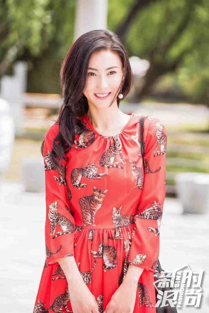 孩子爹是谁不重要 女王张柏芝美成这样怕什么