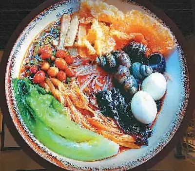 一碗螺蛳粉带火柳州城