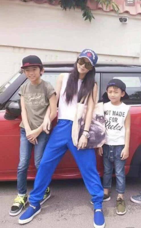 张柏芝生子，阿娇大婚，让人相信了爱的包容