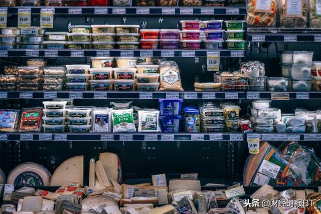 新加坡11月份整体和核心通胀率有所缓解