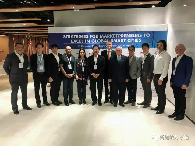 厉害啦！他在新加坡做慈善，赢了一个世界大奖～