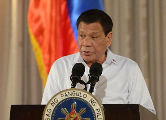 21年总统生涯，因政变逃往美国，29年后儿女再入政坛