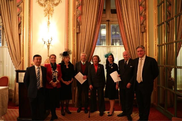 英国夏洛特女王舞会和UKID中国独家授权签约仪式伦敦举行