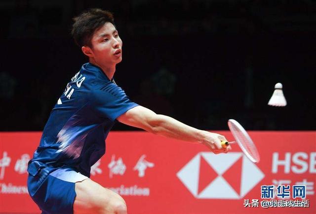 马来西亚羽毛球大师赛石宇奇救2赛点过关，世界第1惨遭一轮游