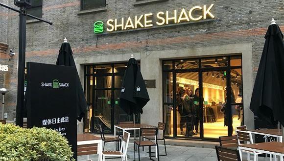 美国汉堡巨头 Shake Shack 中国首店下周开；西西弗2019开100家书店；韩国美妆3CE将开中国首家体验店