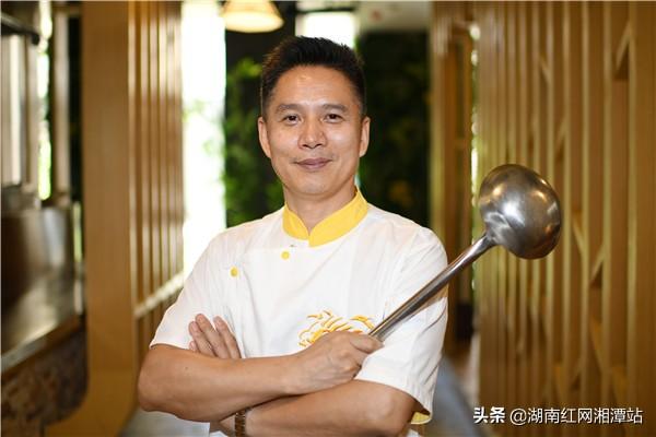 湘潭籍湘菜大师徐大斌、石定桂获评享受国务院特殊津贴专家