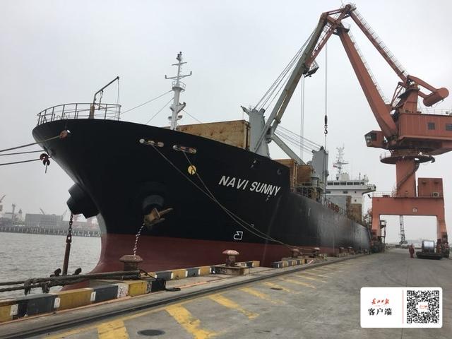 武汉研制的高铁装备“神器”起航，助力印尼雅万高铁建设