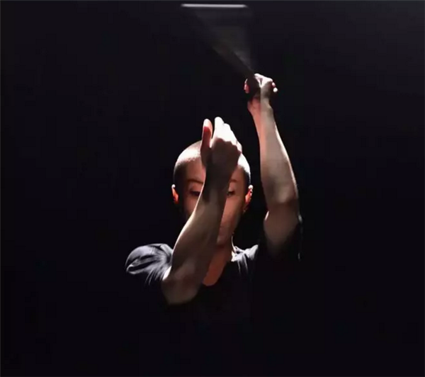 剧透｜「陶身体剧场」影像展“重”：精武与柔美的完美融合