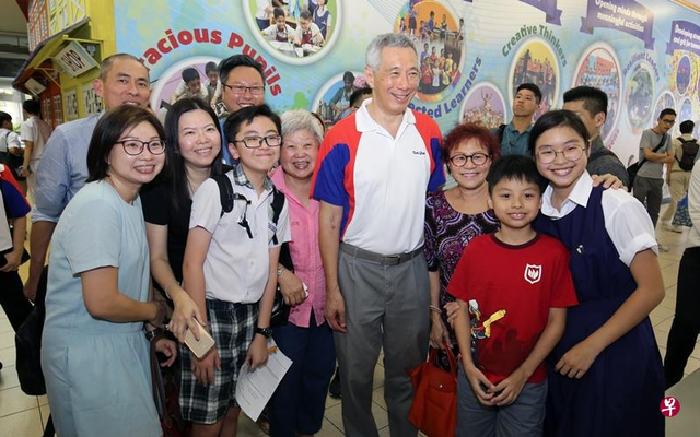 李显龙：新加坡与邻国合作同时也捍卫自身利益