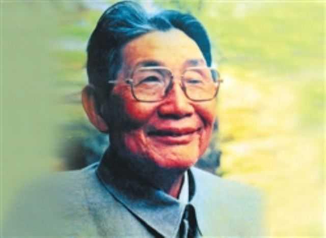 因支持毛主席而被批判，他五次担任福建省委书记，秘书是正国级
