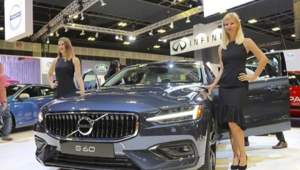 Volvo第3代S60新加坡车展实拍 安全系统很强大
