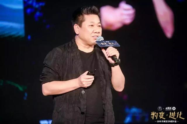 遭质疑的小罐茶，凭什么狂卖20亿，拿下茶叶品牌第一？