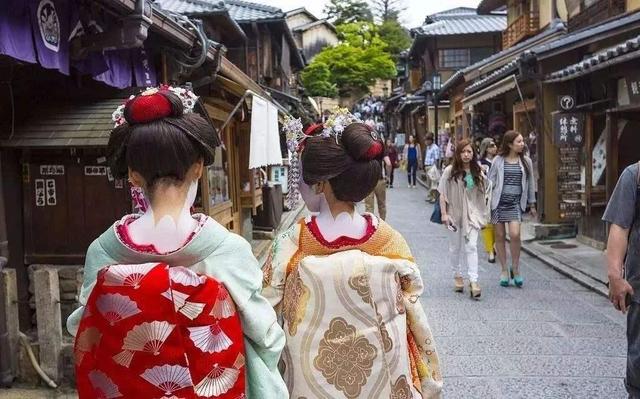 离开日本要给“分手费”，3岁小孩都要交！游客：讲不出“再见”