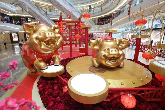 上海ifc商场 金猪贺岁迎新春