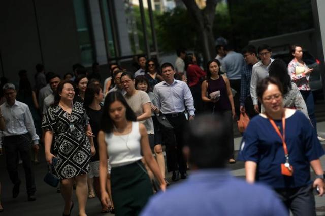 新加坡员工表示：高薪资并不是吸引我们留任新国公司的最大原因