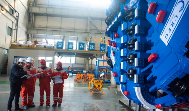 两台盾构机顺利交付日本施工商 中铁装备全球“朋友圈”又添新伙伴