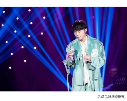 曾是台湾唱跳天后，也是“鲜肉收割机”，如今被青峰翻唱被人想起